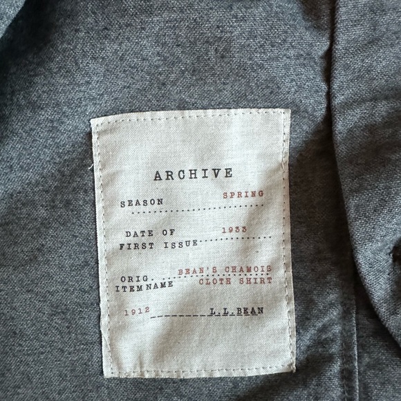 Unworn / NWOT LL Bean Men’s slim fit Chamois Shirt Medium Tall. Gray. - Picture 5 of 7
